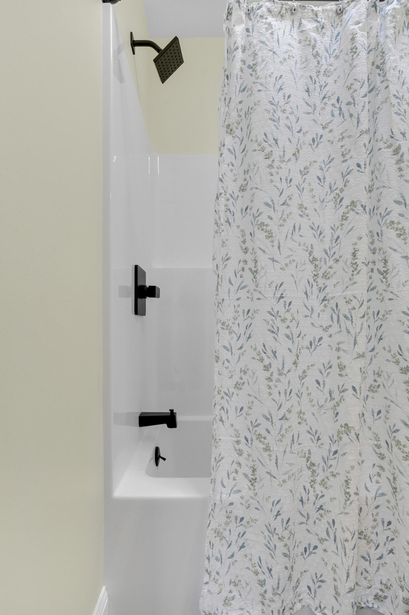 179 Weeks Road Gardiner, ME 04345 - Photo 52 of 81 52_179weeks-43