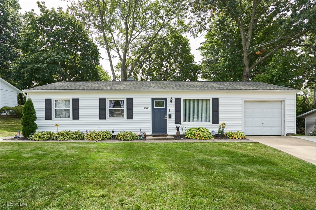 2180 East Santom Road Stow, OH 44224 - Photo 1 of 15