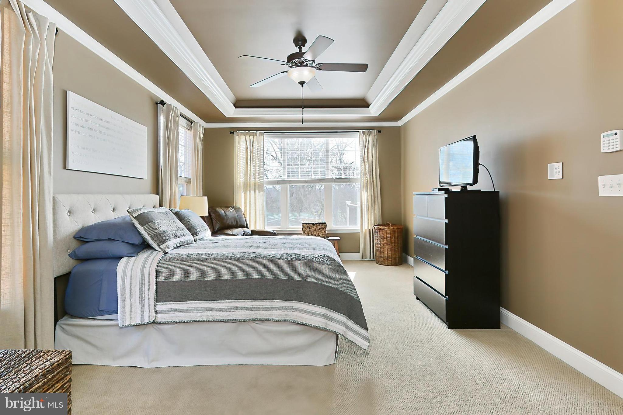 1619 Kirby Road McLean, VA 22101 - Photo 23 of 60 Main level primary bedroom