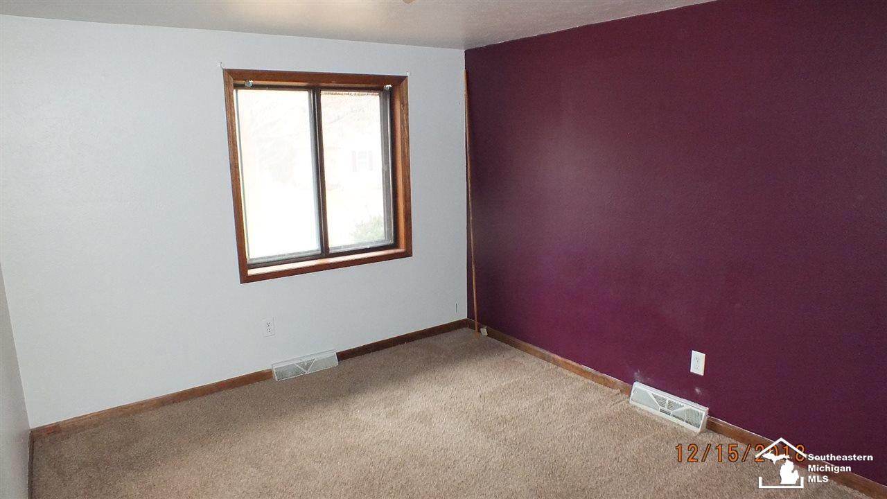 9133 Oakridge Road Temperance, MI 48182 - Photo 19 of 23