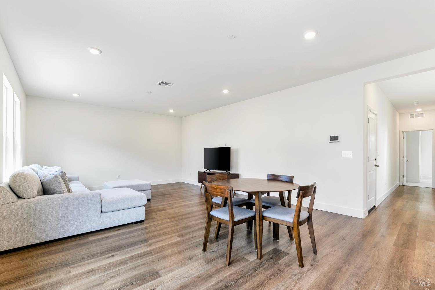 153 Frontier Street American Canyon, CA 94503 - Photo 11 of 42