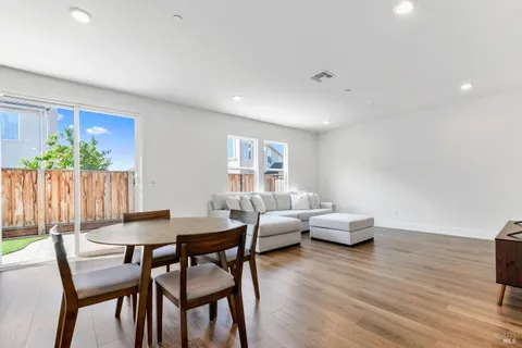 $749,000 | 153 Frontier Street, American Canyon, CA 94503