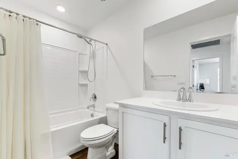 $749,000 | 153 Frontier Street, American Canyon, CA 94503