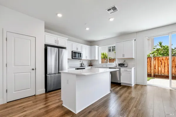 $749,000 | 153 Frontier Street, American Canyon, CA 94503