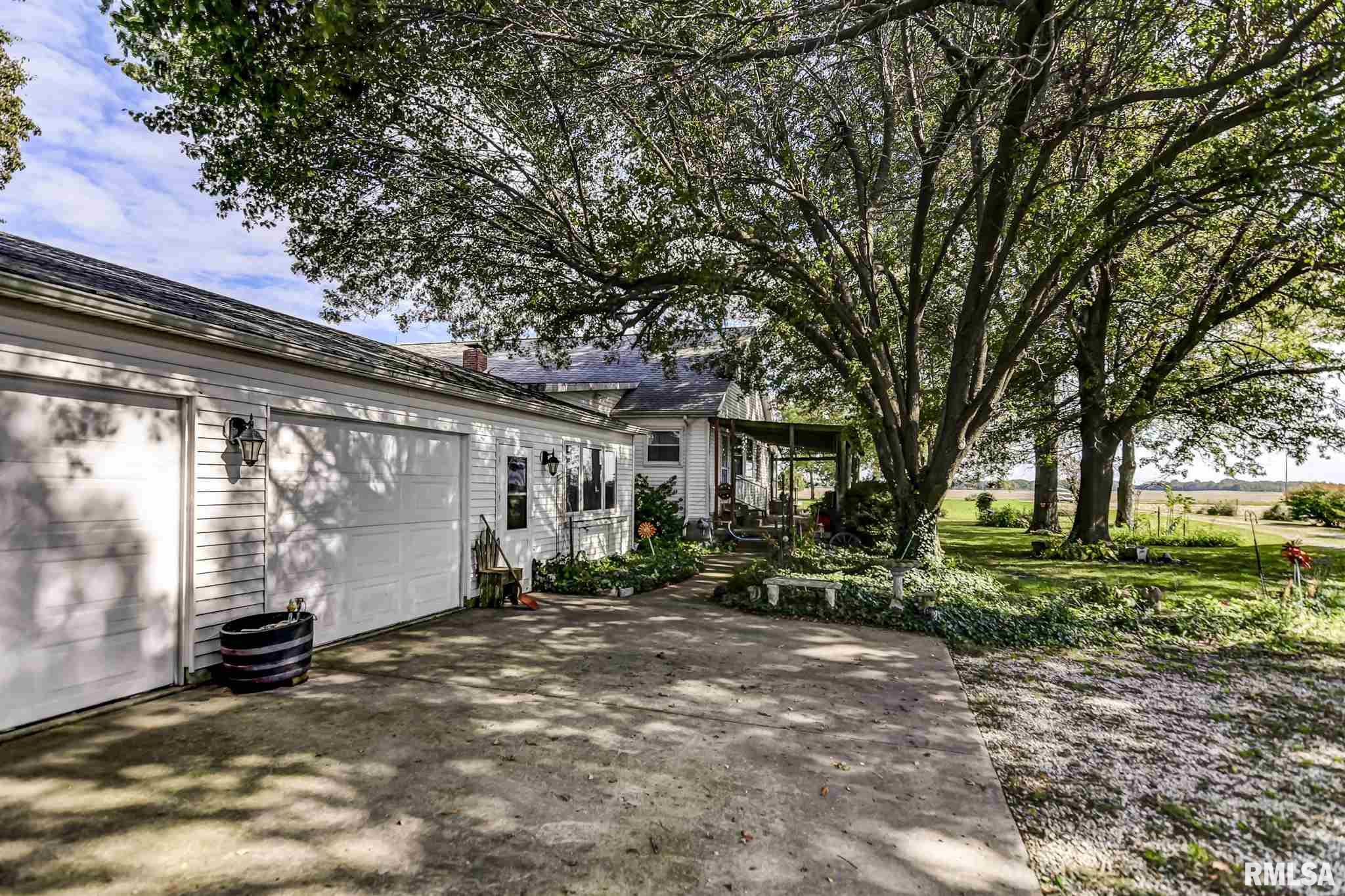 1811 Miller Road Riverton, IL 62561 - Photo 22 of 41 Gallery Image 22