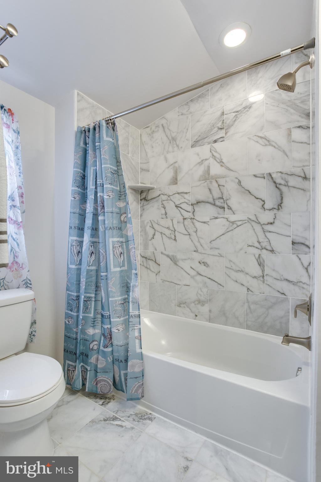 2925 Wilton Avenue Silver Spring, MD 20910 - Photo 17 of 30 Bath