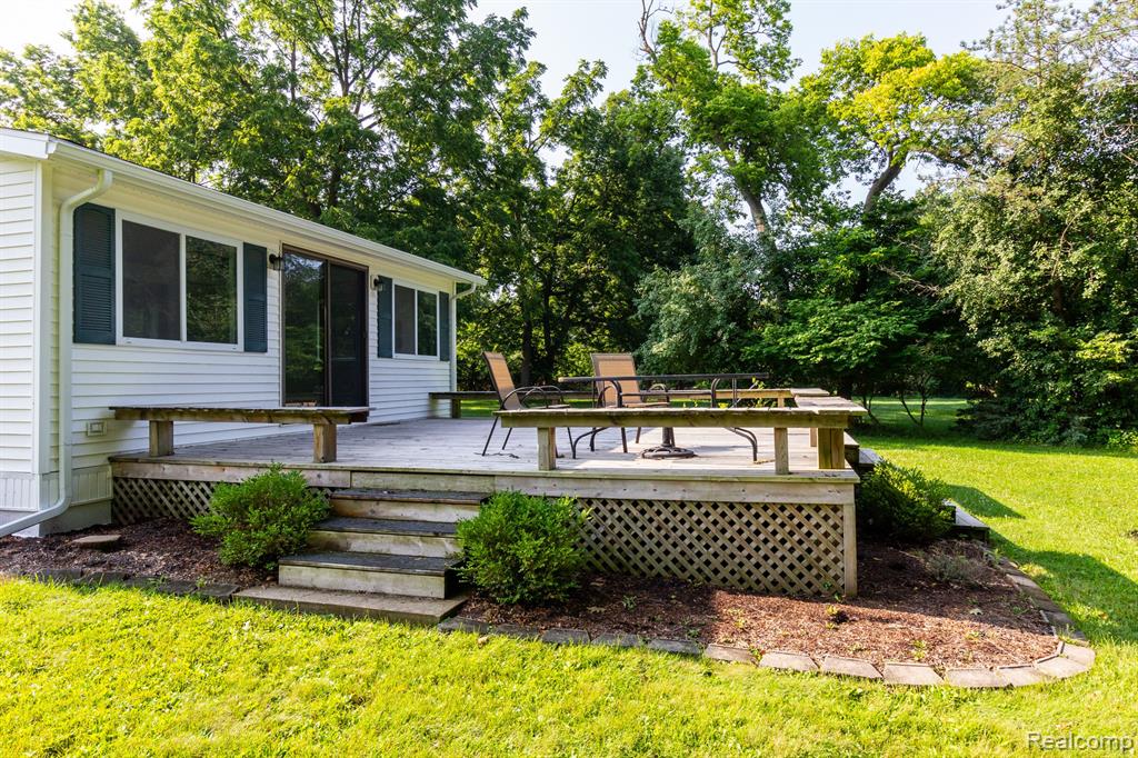 21809 West River Road Grosse Ile, MI 48138 - Photo 34 of 39