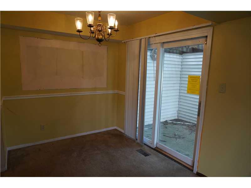 6822 Georgetown Road Indianapolis, IN 46268 - Photo 3 of 10 Gallery Image 3