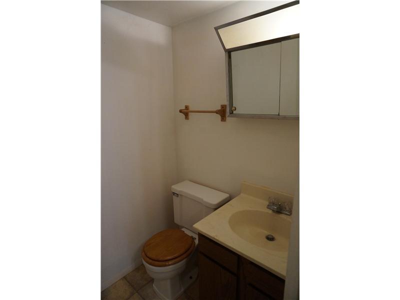 6822 Georgetown Road Indianapolis, IN 46268 - Photo 9 of 10 Gallery Image 9