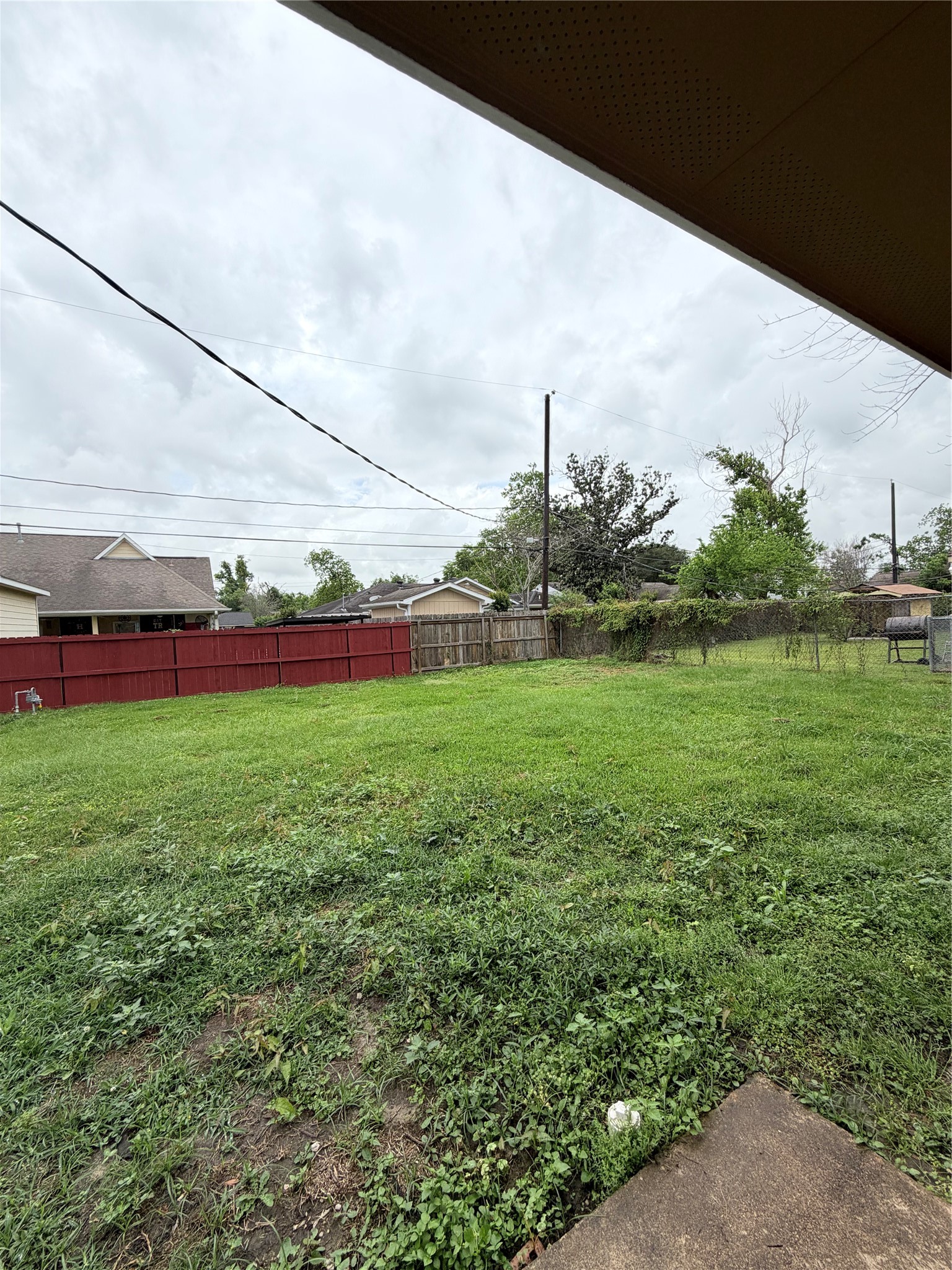 10319 Dunvegan Way Houston, TX 77013 - Photo 17 of 18