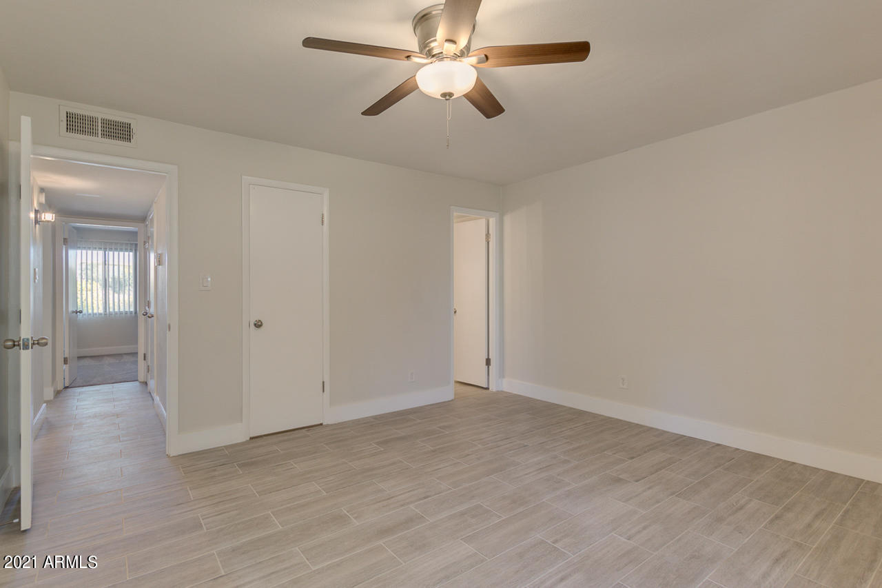 4201 East Camelback Road, Unit 82 Phoenix, AZ 85018 - Photo 15 of 23 23-Camelback