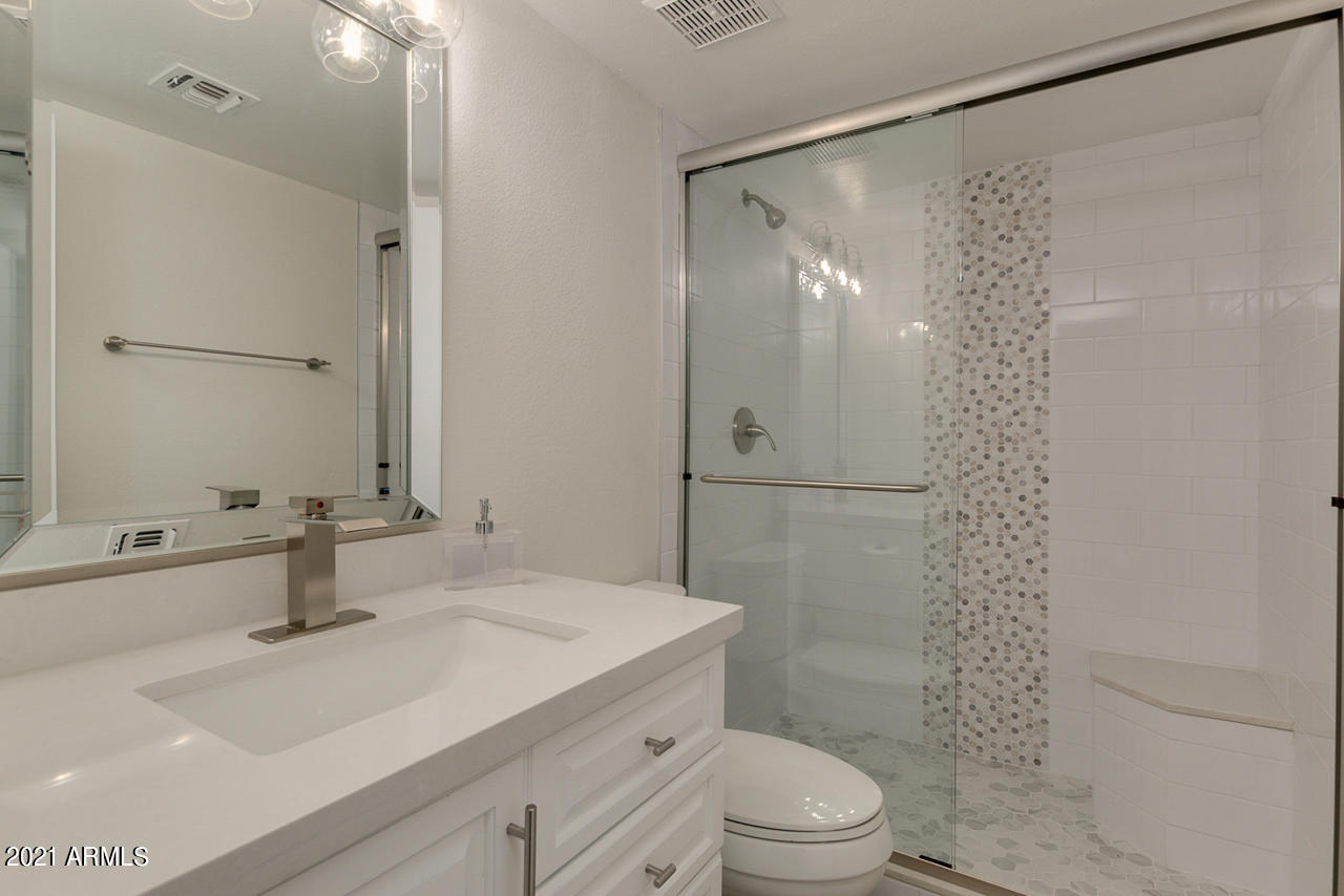 4201 East Camelback Road, Unit 82 Phoenix, AZ 85018 - Photo 17 of 23 Master bath