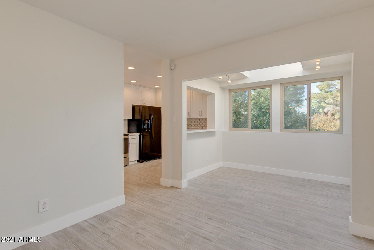 4201 East Camelback Road, Unit 82 Phoenix, AZ 85018 - Photo 4 of 23 10-Camelback