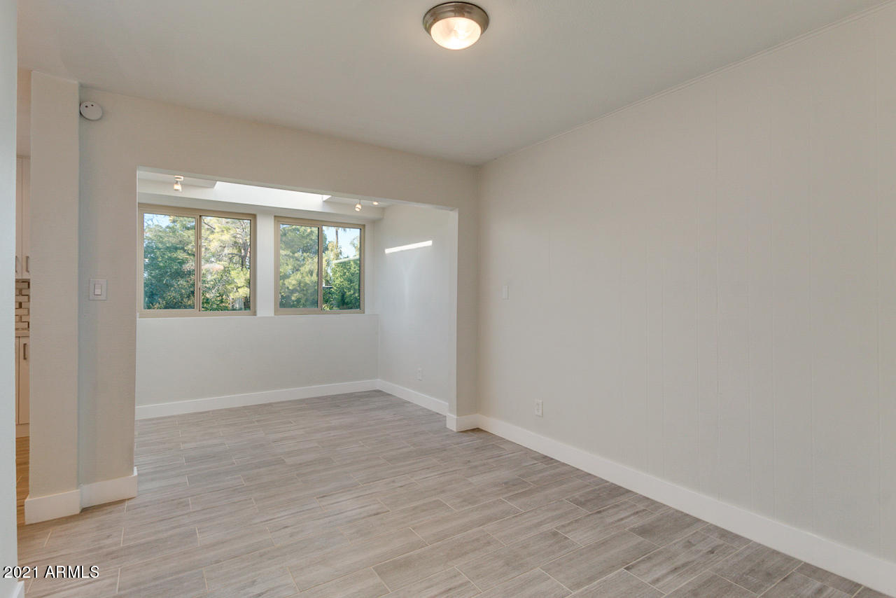 4201 East Camelback Road, Unit 82 Phoenix, AZ 85018 - Photo 6 of 23 12-Camelback