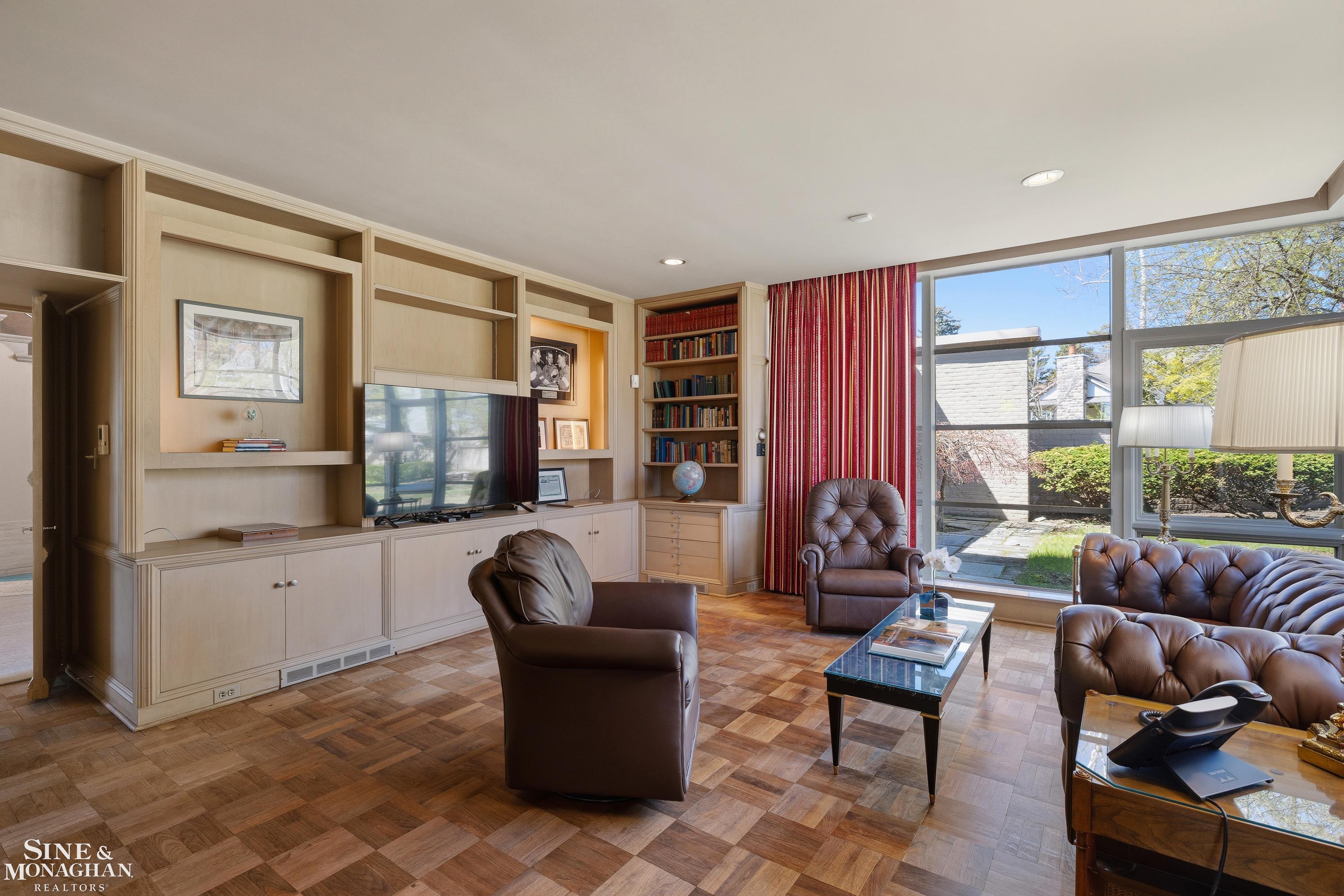 515 Lake Shore Road Grosse Pointe Shores, MI 48236 - Photo 19 of 97