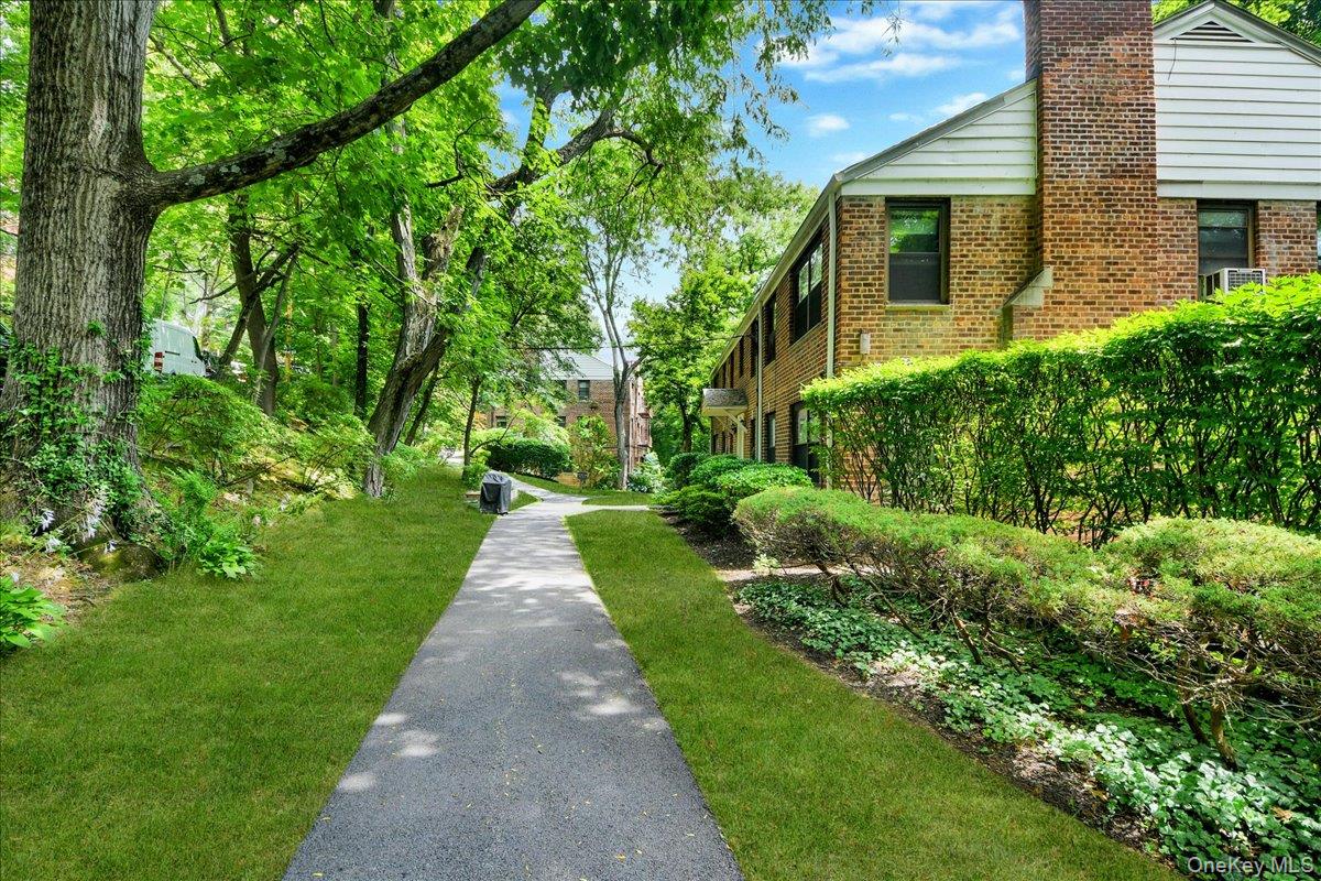 40 Rockledge Road, Unit 1A Hartsdale, NY 10530 - Photo 19 of 20