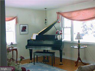 1509 Vernon Road Blue Bell, PA 19422 - Photo 5 of 6 Gallery Image 5