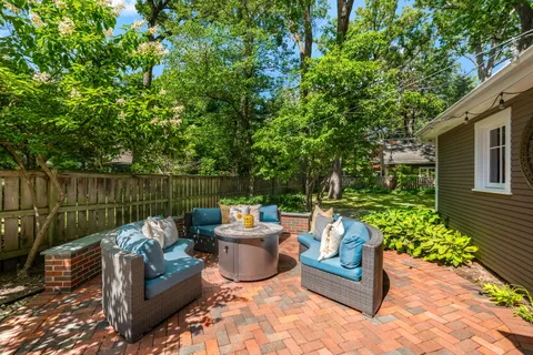 $1,875,000 | 918 Ashland Avenue, Wilmette, IL 60091