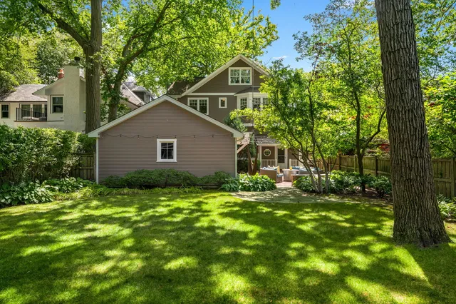 $1,875,000 | 918 Ashland Avenue, Wilmette, IL 60091