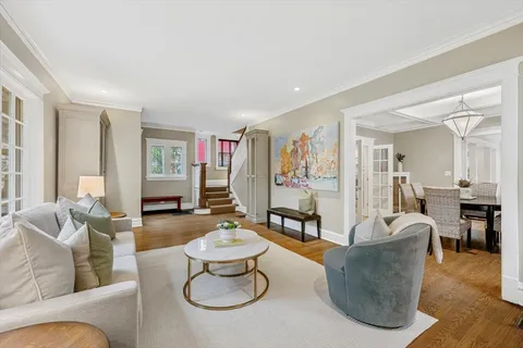 $1,875,000 | 918 Ashland Avenue, Wilmette, IL 60091