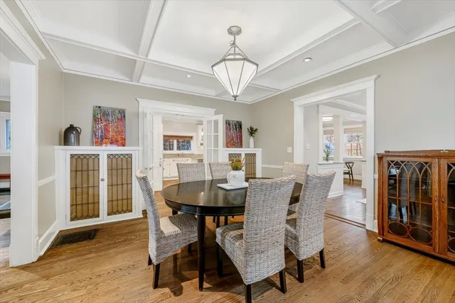 $1,875,000 | 918 Ashland Avenue, Wilmette, IL 60091