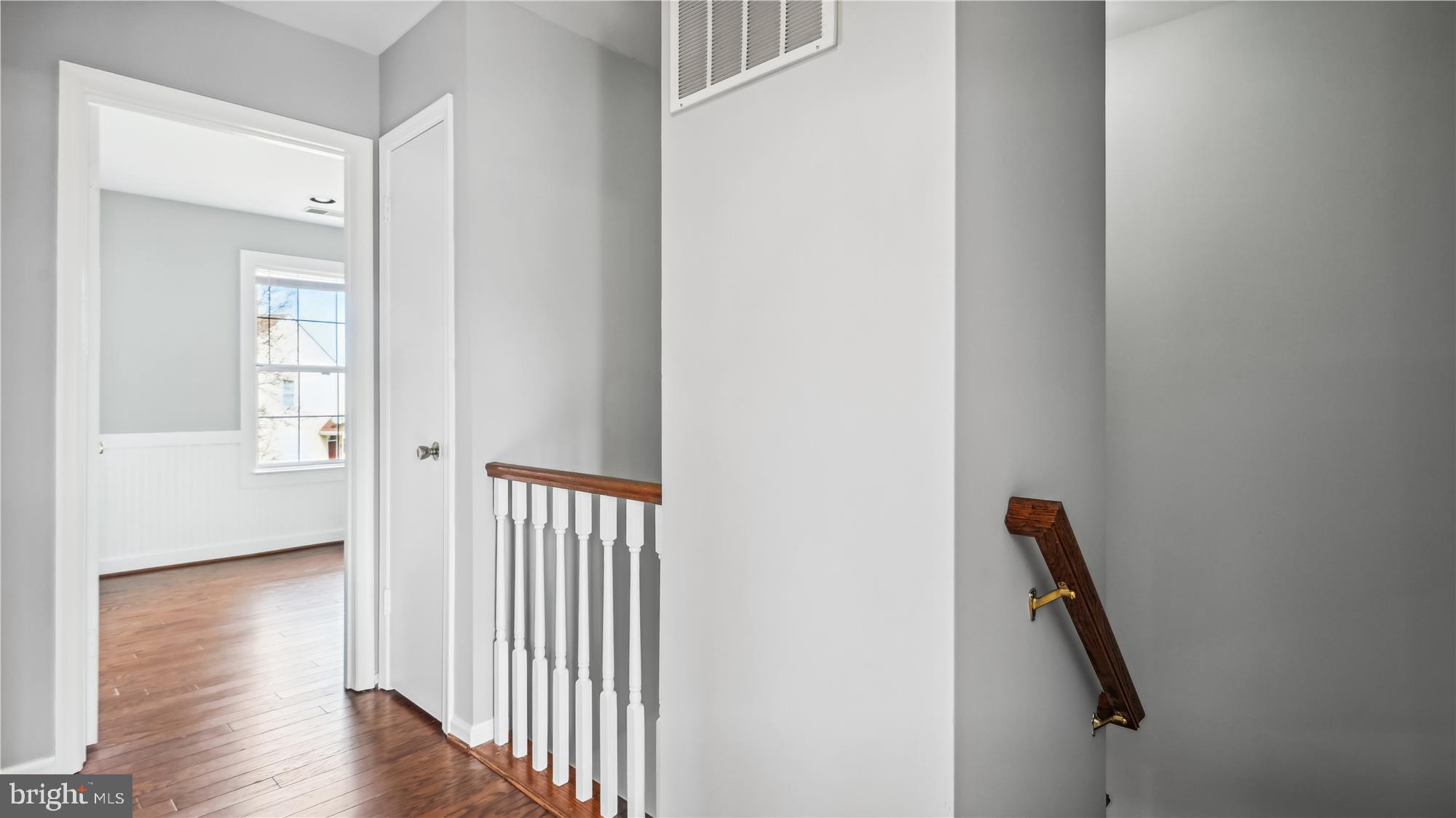 46678 Bartlet Square Sterling, VA 20164 - Photo 13 of 45 Hall Way - Upper Level