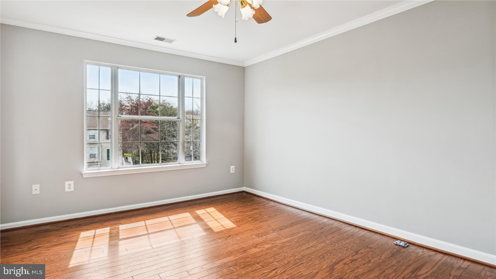 46678 Bartlet Square Sterling, VA 20164 - Photo 14 of 45 Primary Bedroom