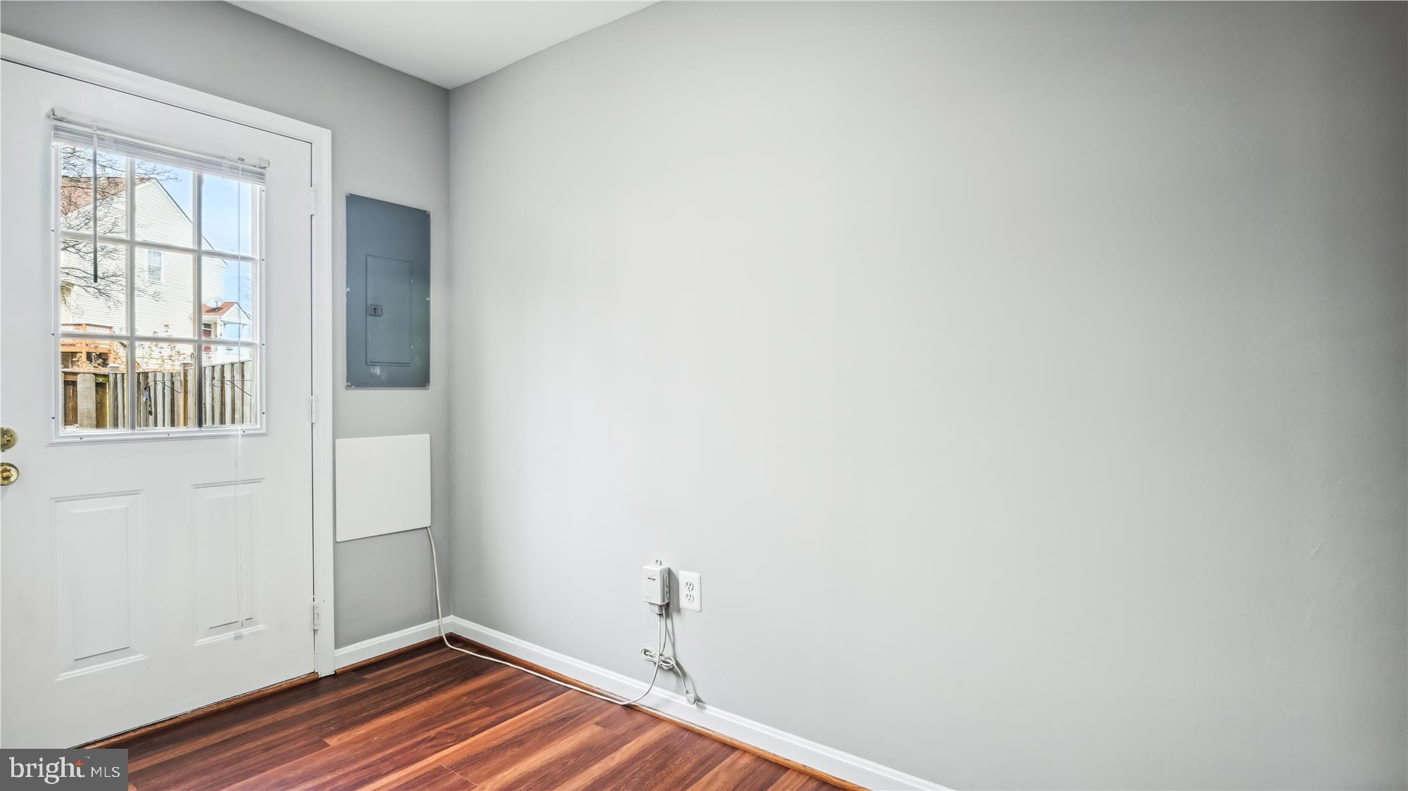 46678 Bartlet Square Sterling, VA 20164 - Photo 26 of 45 Back Entry