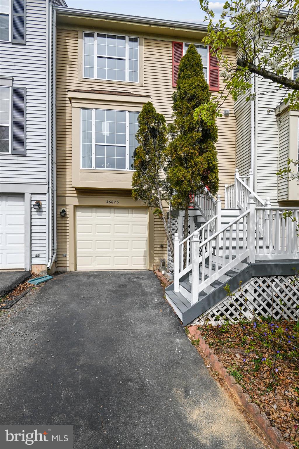 46678 Bartlet Square Sterling, VA 20164 - Photo 32 of 45 Front Elevation