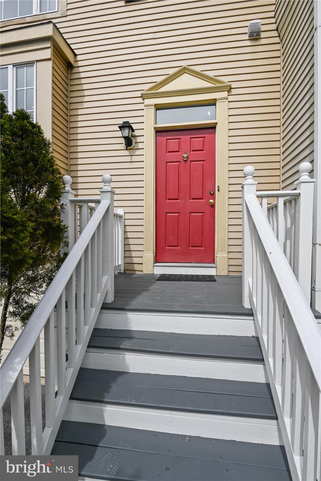 46678 Bartlet Square Sterling, VA 20164 - Photo 33 of 45 Porch