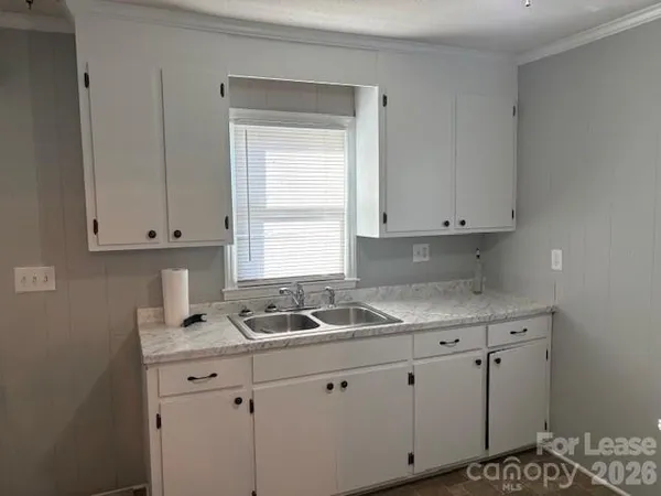 $1,000 | 909 Grace Avenue, Kannapolis, NC 28083