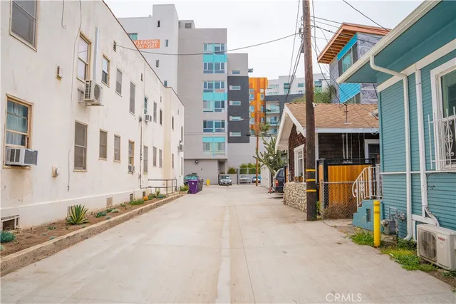 $800,000 | 122 Lime Avenue, Long Beach, CA 90802