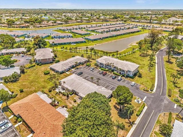$2,200 | 13785 Flora Place, Unit A, Delray Beach, FL 33484