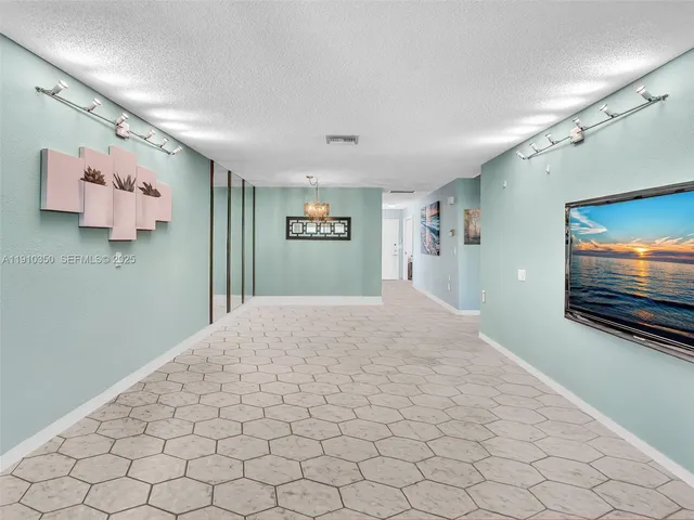 $2,200 | 13785 Flora Place, Unit A, Delray Beach, FL 33484