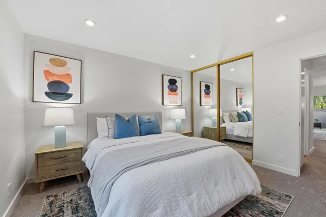 $725,000 | 831 West California Avenue, Unit V, Sunnyvale, CA 94086