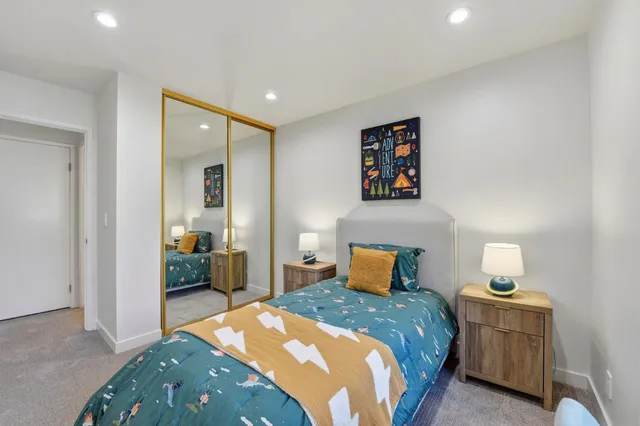 $725,000 | 831 West California Avenue, Unit V, Sunnyvale, CA 94086