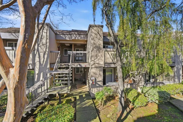 $725,000 | 831 West California Avenue, Unit V, Sunnyvale, CA 94086