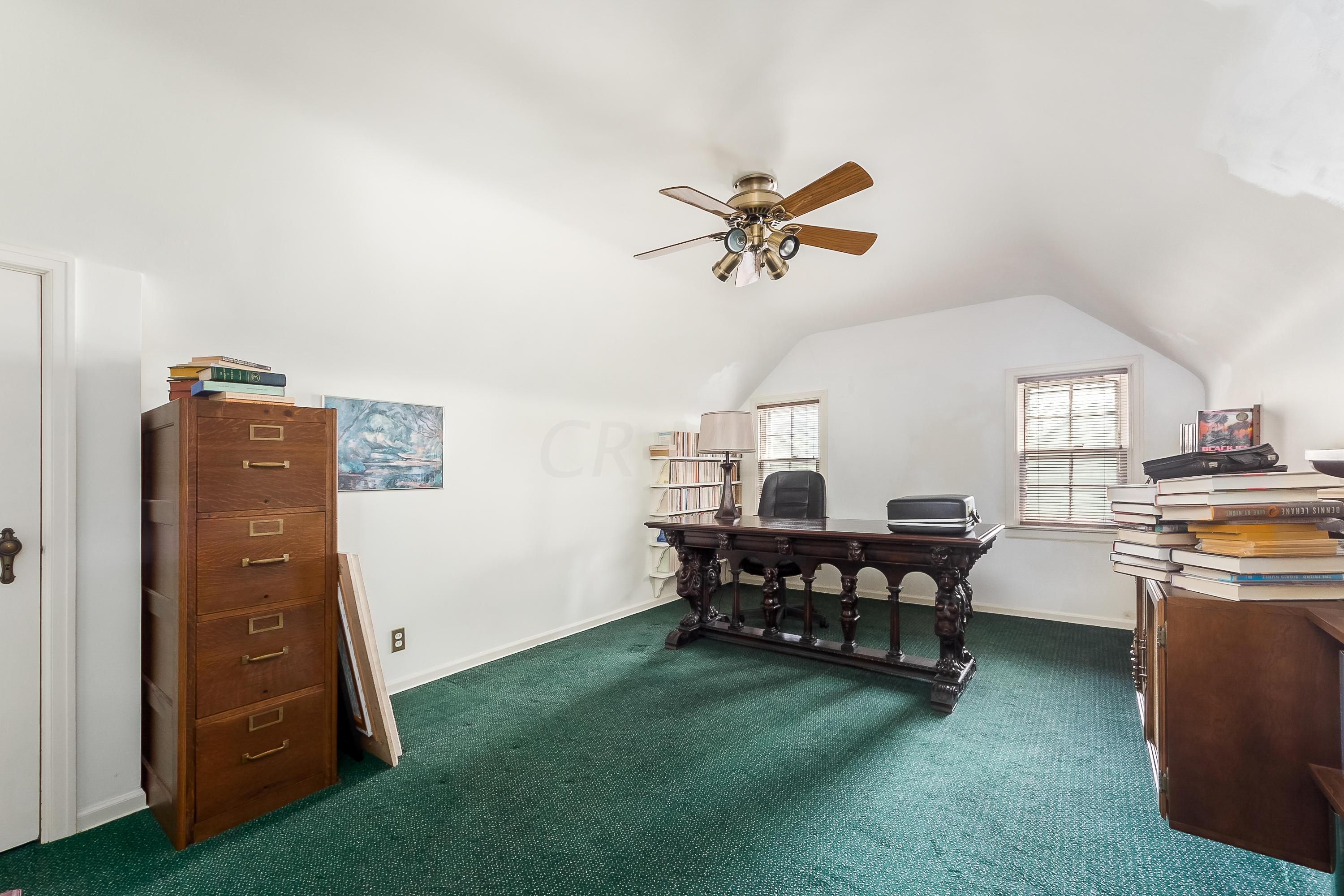 2271 Brixton Road Columbus, OH 43221 - Photo 36 of 55 Gallery Image 36