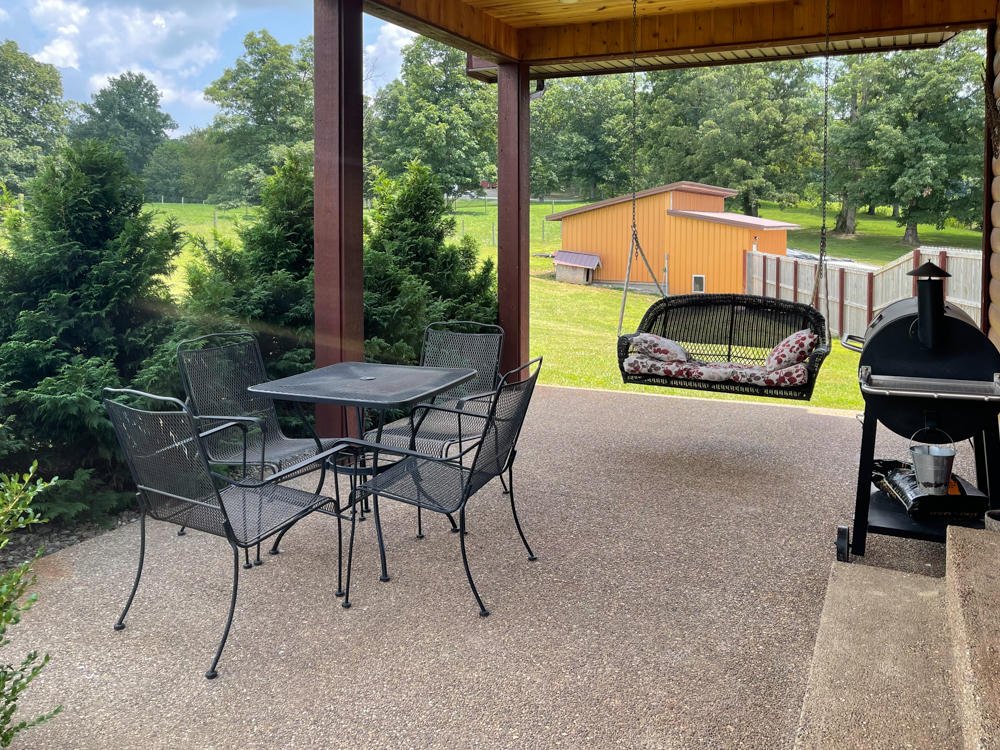 140 Oil Springs Road Winchester, KY 40391 - Photo 31 of 33 Back Covered patio