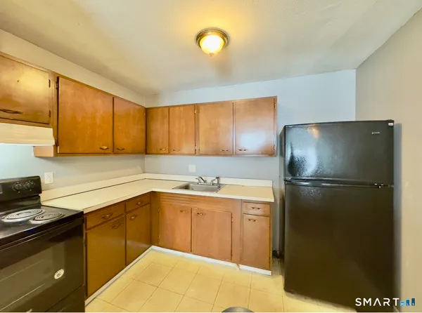 $1,650 | 65 Donna Drive, Unit C4, New Haven, CT 06513