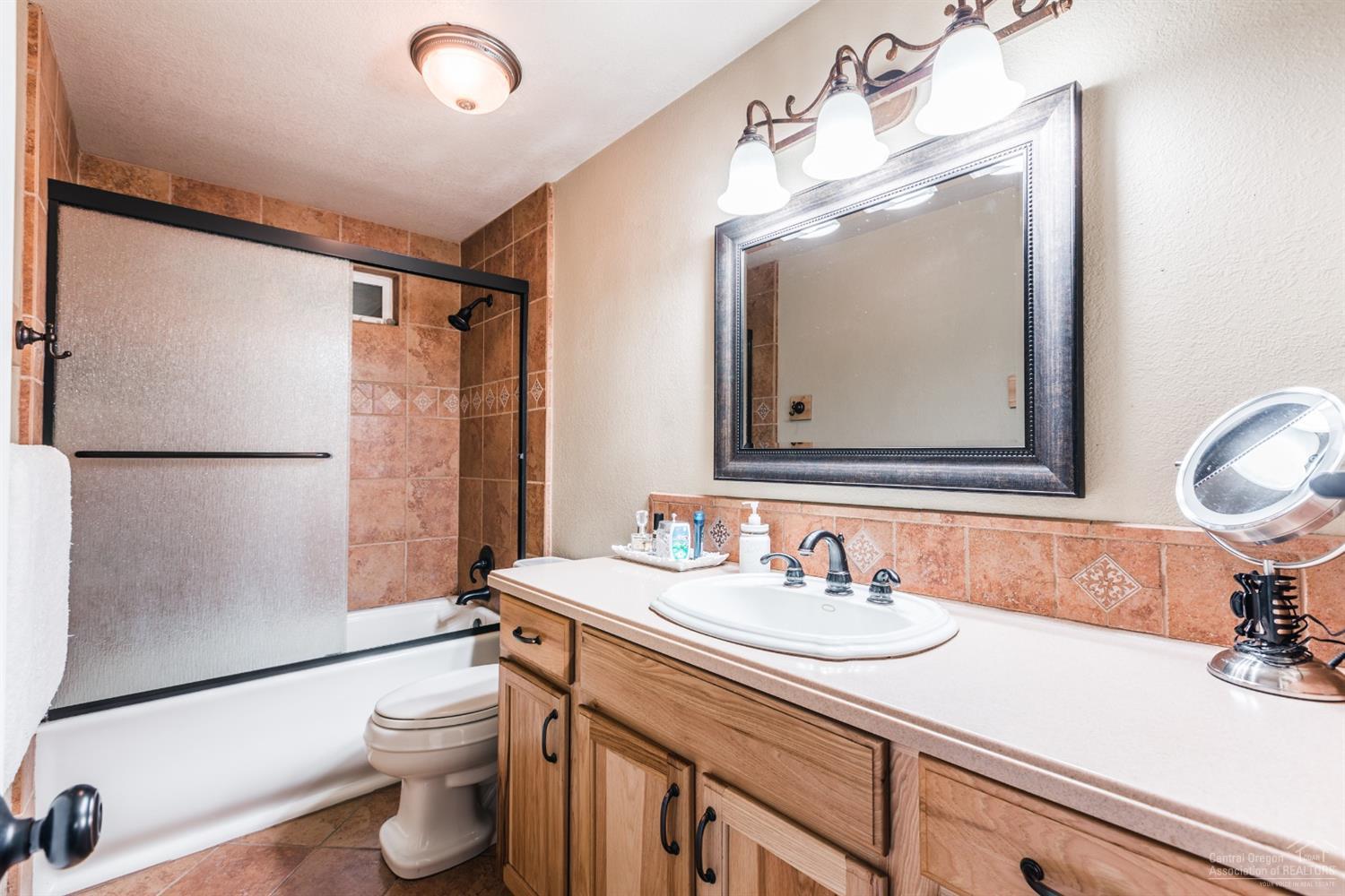 60841 Brosterhous Road Bend, OR 97702 - Photo 11 of 21 Gallery Image 11