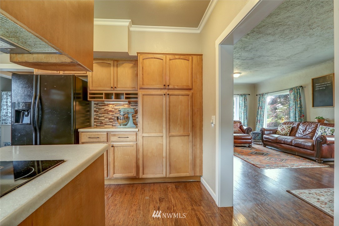 3015 Perry Avenue Bremerton, WA 98310 - Photo 13 of 28 Gallery Image 13