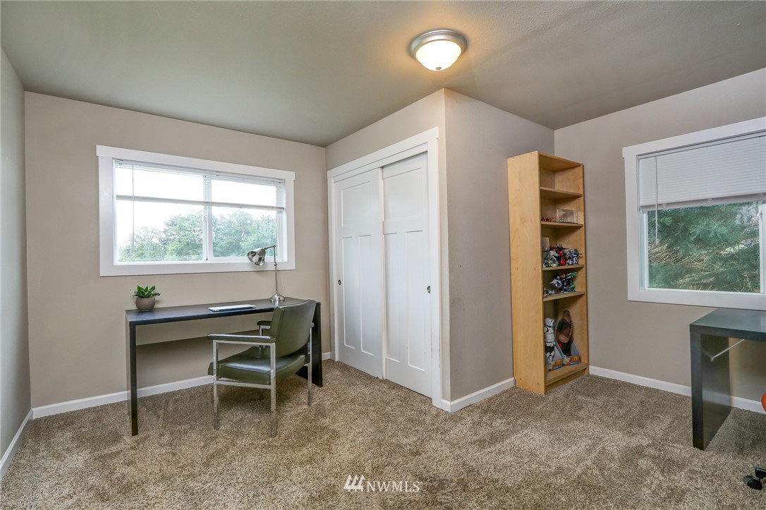3015 Perry Avenue Bremerton, WA 98310 - Photo 21 of 28 Gallery Image 21