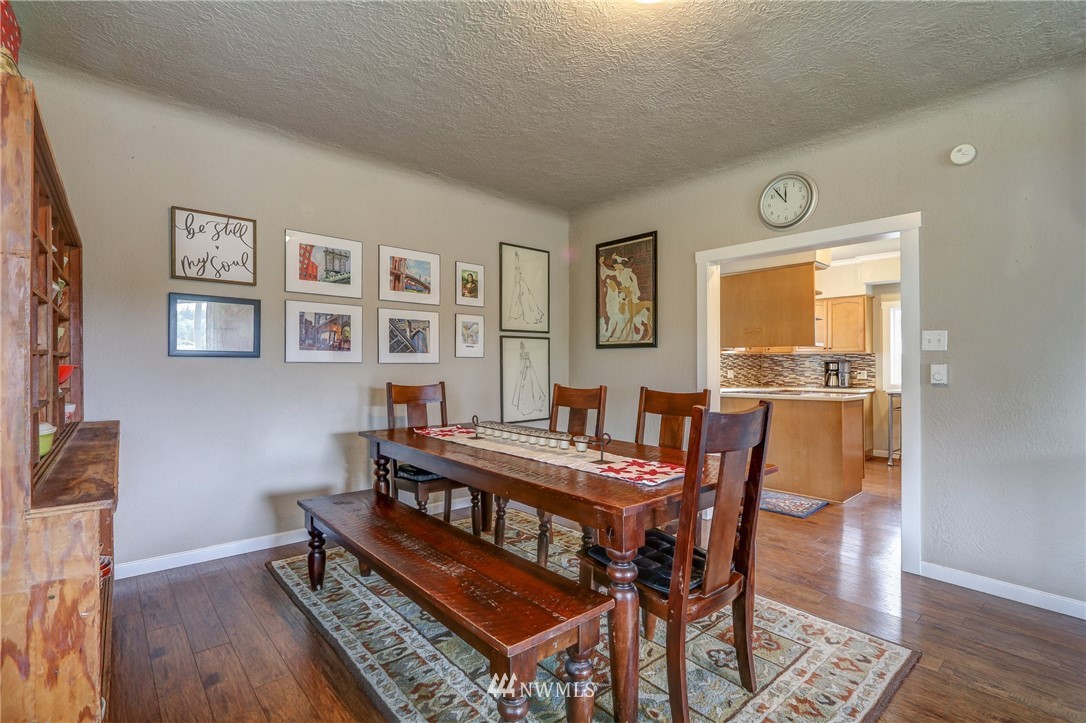 3015 Perry Avenue Bremerton, WA 98310 - Photo 8 of 28 Gallery Image 8