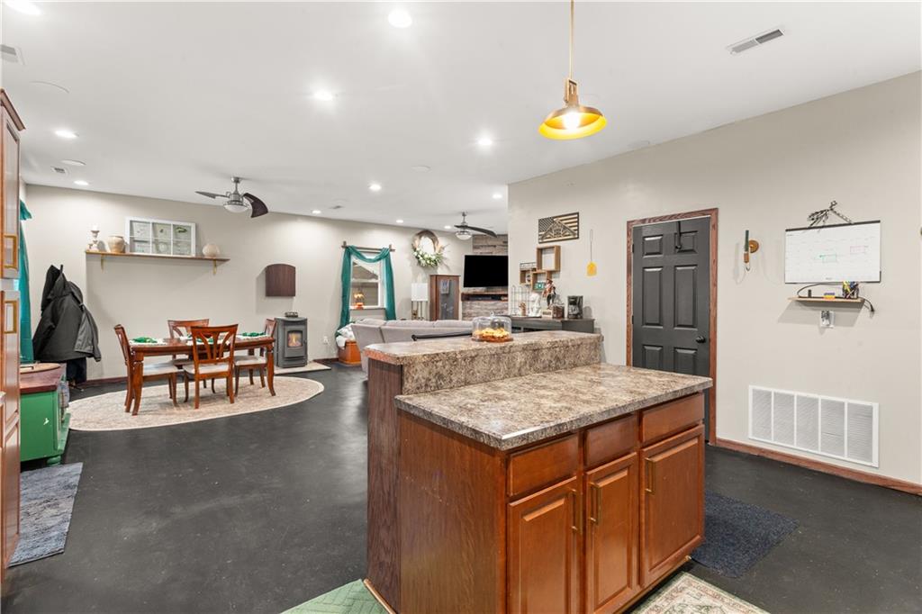 500 South Missouri Street Green Ridge, MO 65332 - Photo 25 of 39