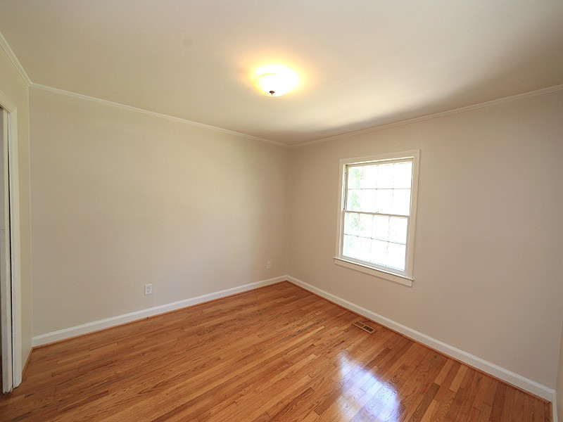 1324 Banbury Road Raleigh, NC 27607 - Photo 17 of 24 Photo 17
