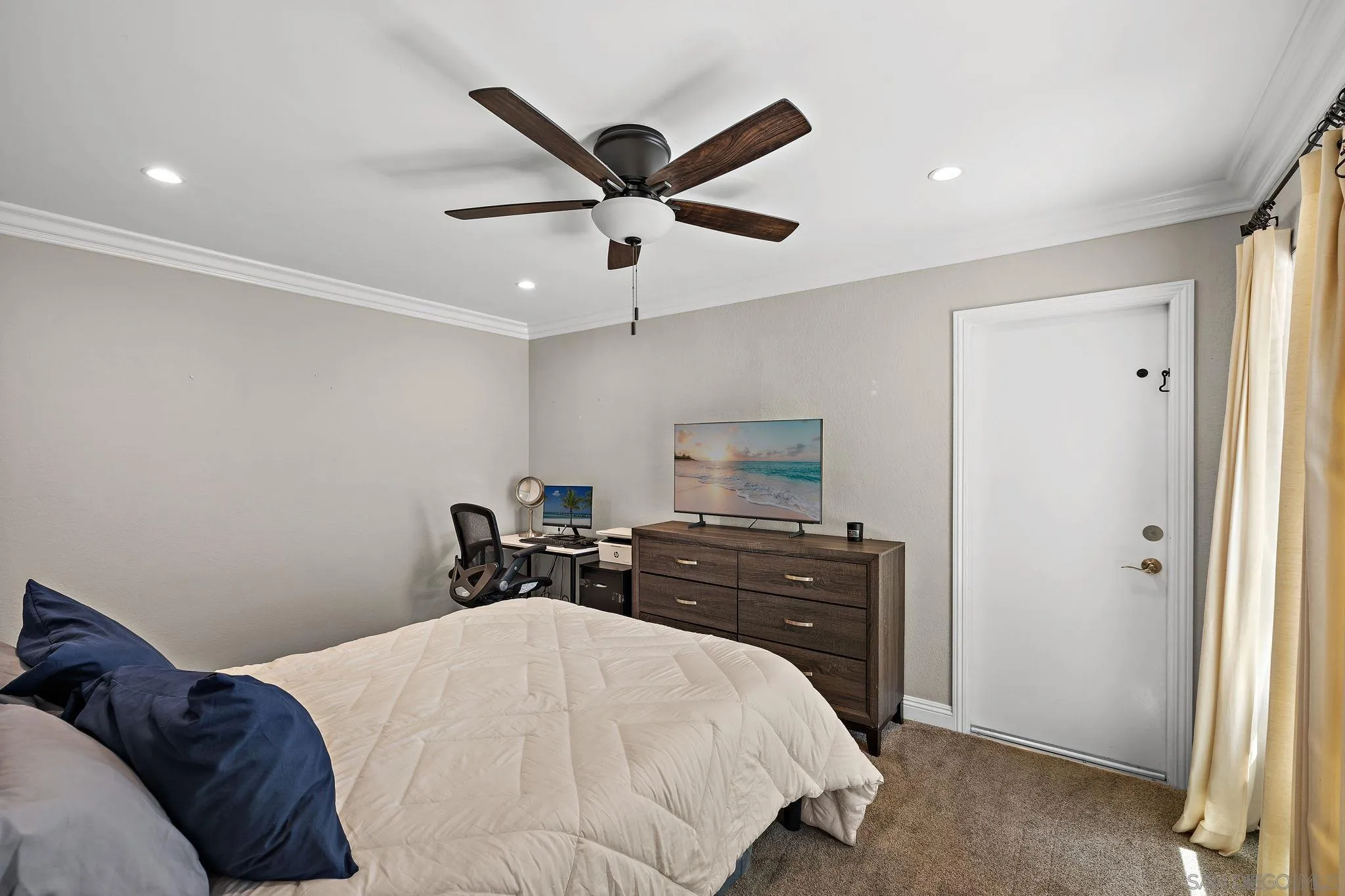 22875 Ridge Rte Lane Lake Forest, CA 92630 - Photo 17 of 54 a bedroom with a bed and a dresser