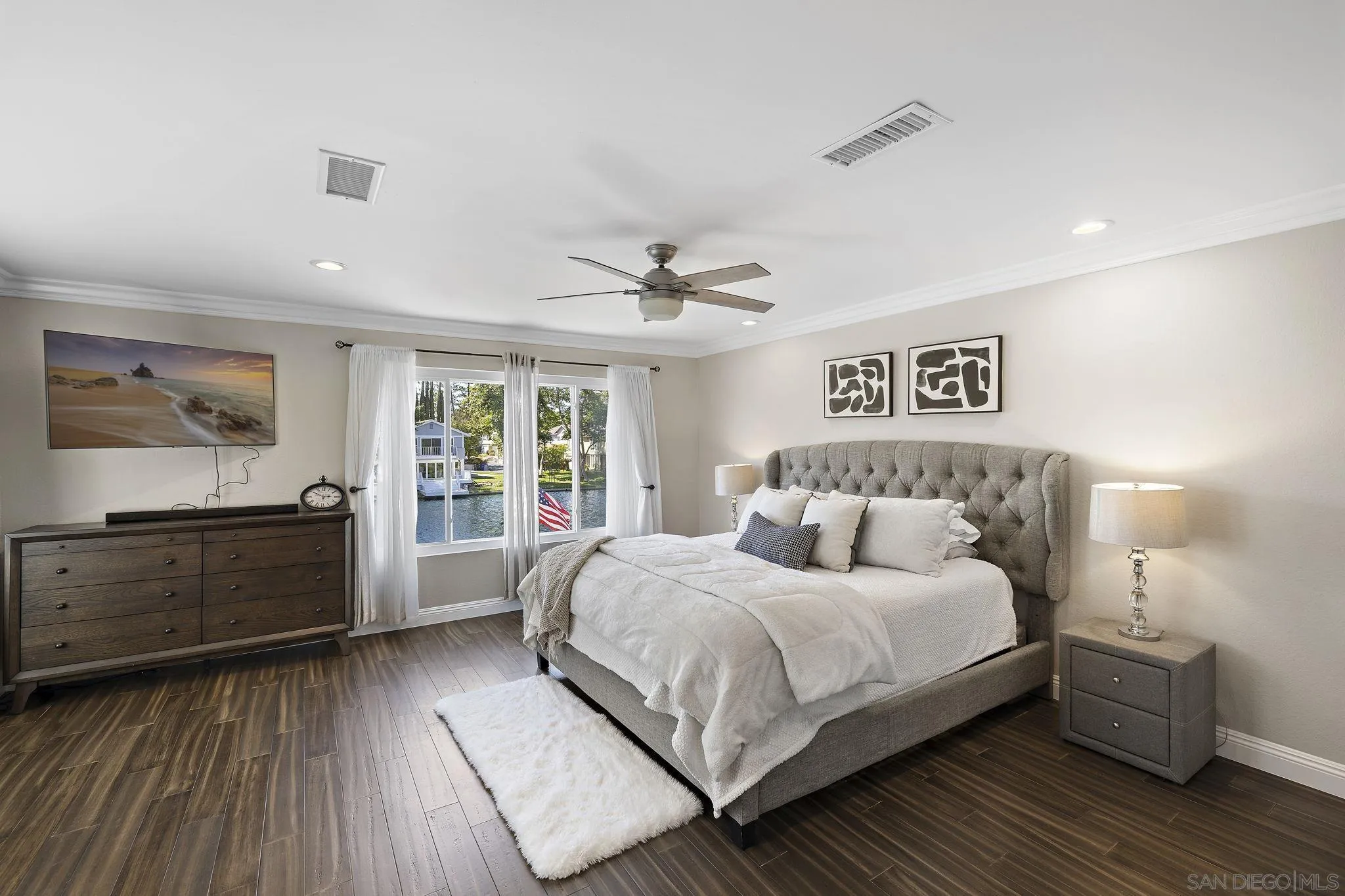 22875 Ridge Rte Lane Lake Forest, CA 92630 - Photo 20 of 54 a bedroom with a large bed and a window