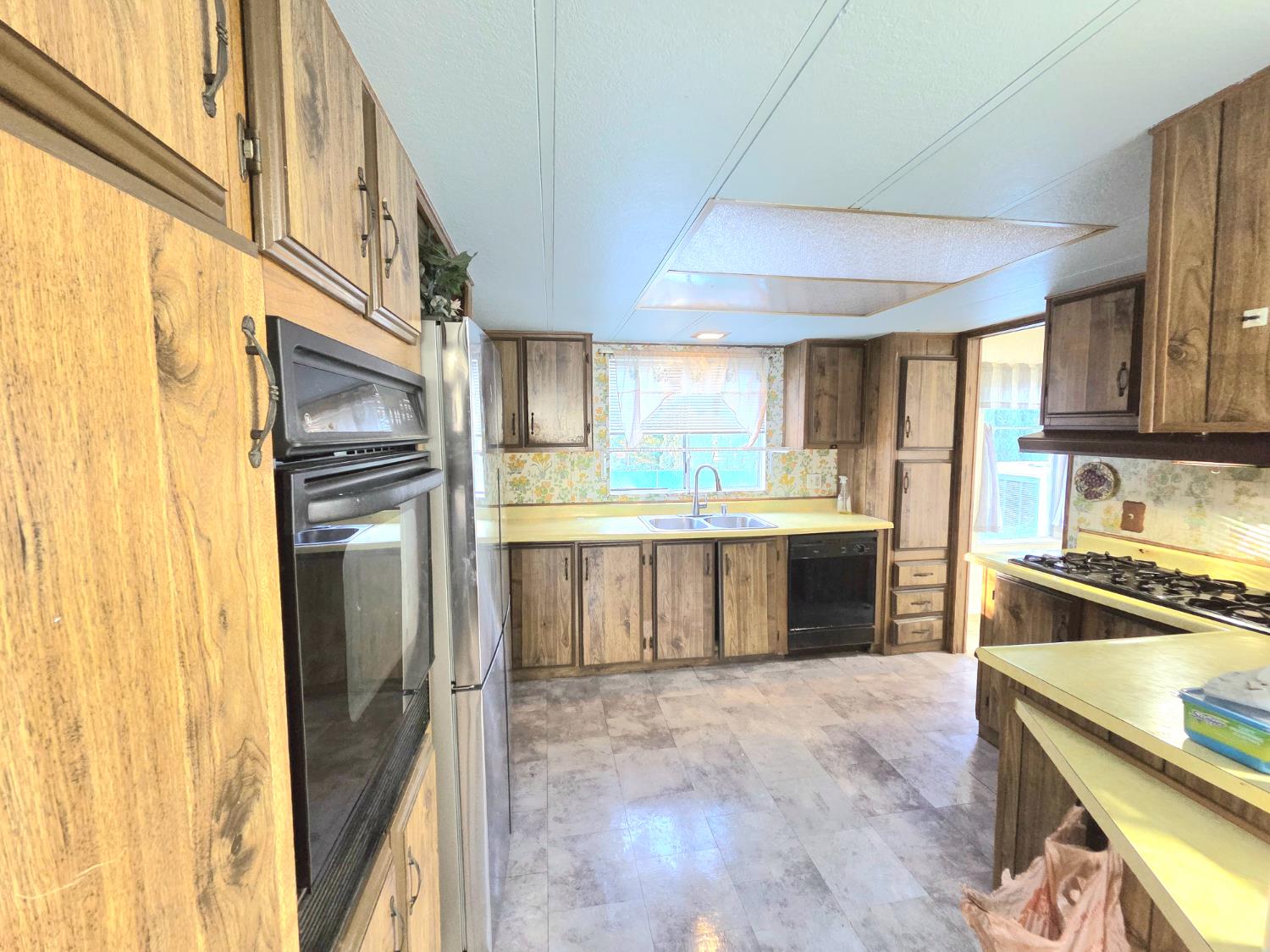 8880 Auburn Folsom Road Granite Bay, CA 95842 - Photo 11 of 36