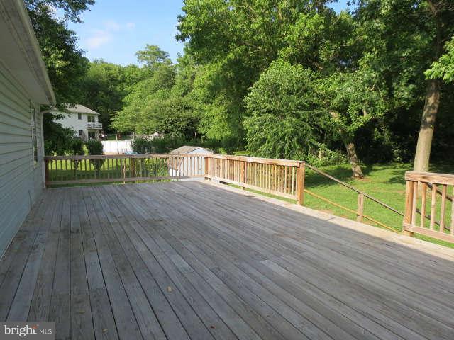 3128 Vineyard Road Falling Waters, WV 25419 - Photo 11 of 17 Deck